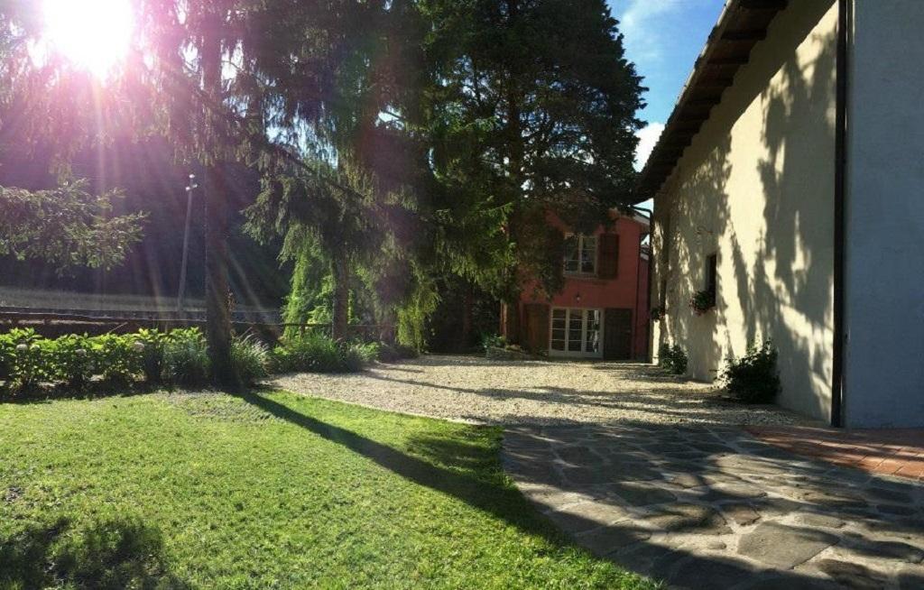 Agriturismo Terrarossa Pistoia Bagian luar foto
